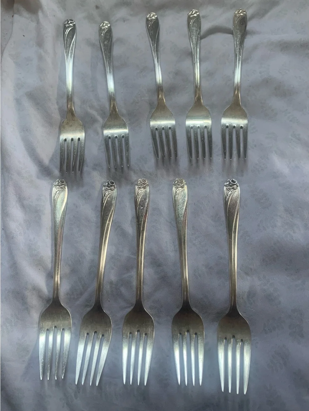 Vintage rare Daffodil Classic Silverplate Flatware Set - Elegant Service